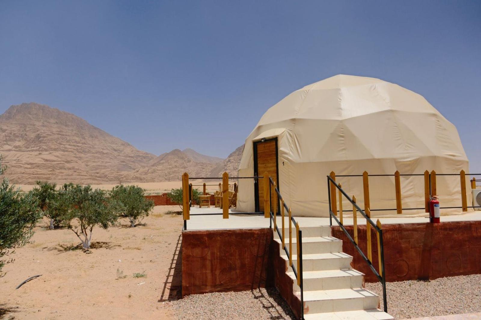 Adel Rum Camp Bubbles Ram Vadisi Dış mekan fotoğraf